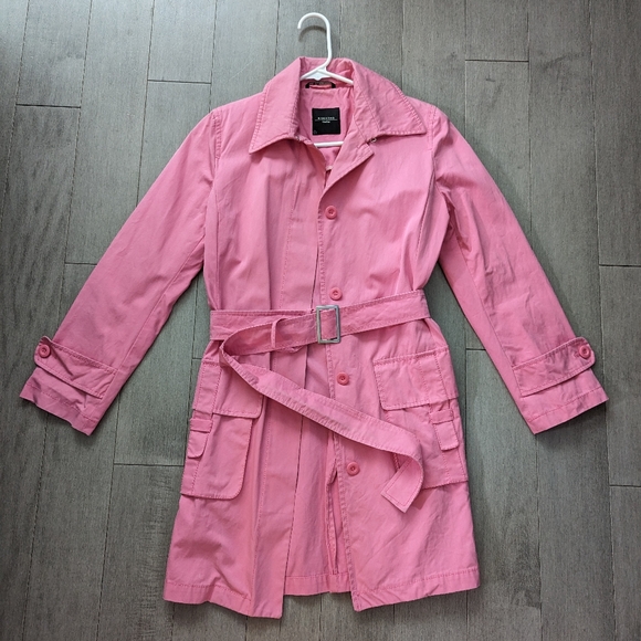 Weekend Max Mara Jackets & Blazers - Weekend Max Mara pink trench coat jacket size 6
